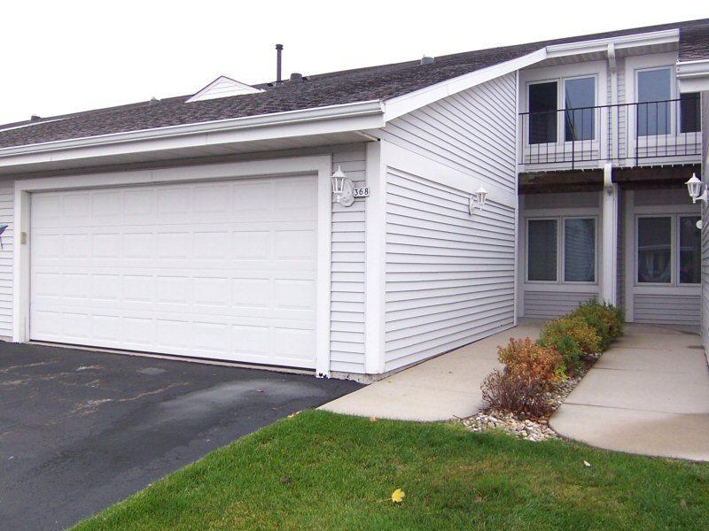 368 Hartford Sq., Hartford, WI 53027