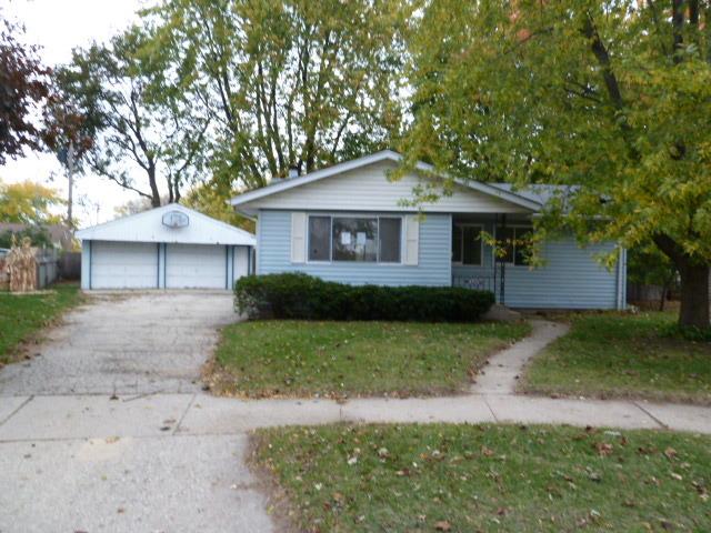8415 15th Ave, Kenosha, WI 53143