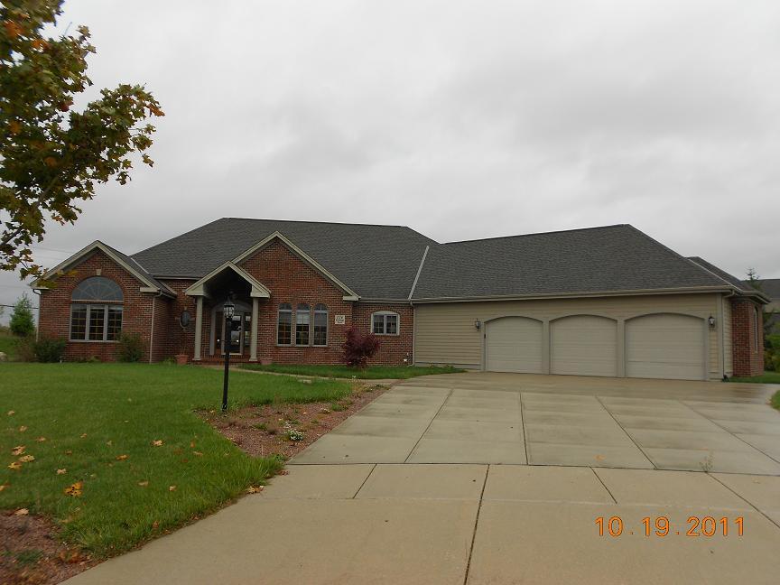 7776 S Cambridge Ct., Franklin, WI 53132