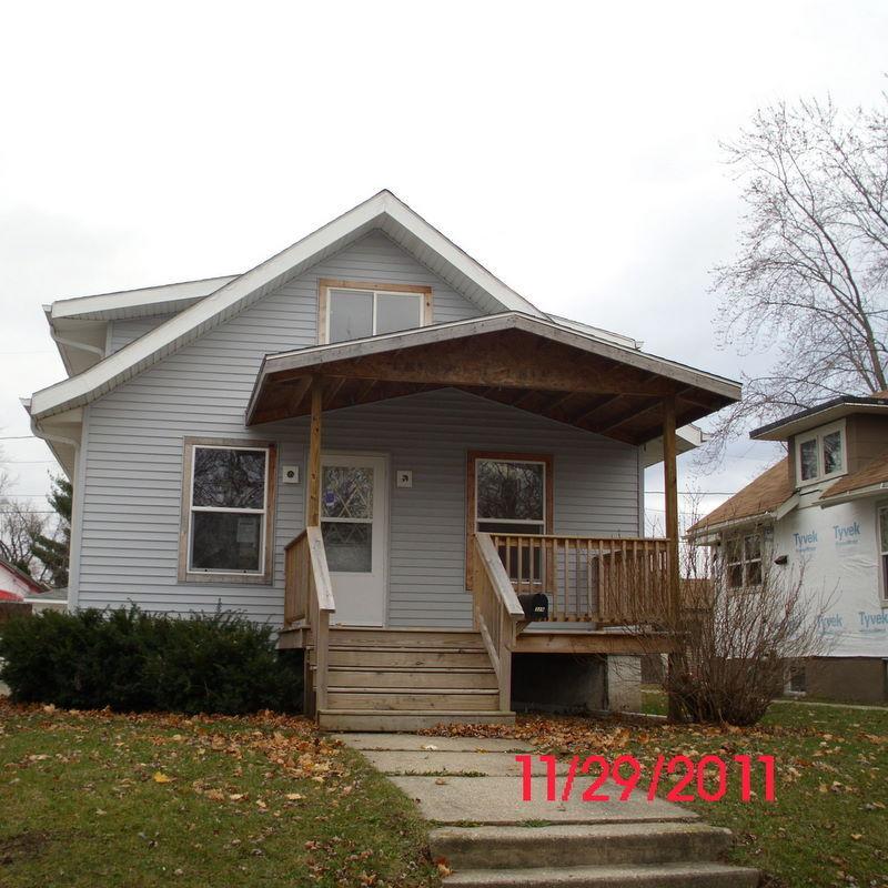 329 Wilson Ave, Waukesha, WI 53186