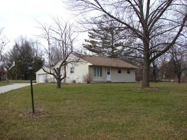 9407 S 94th St, Franklin, WI 53132