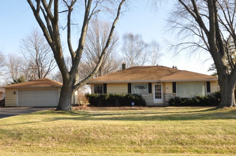 2516 S 134th St., New Berlin, WI 53151