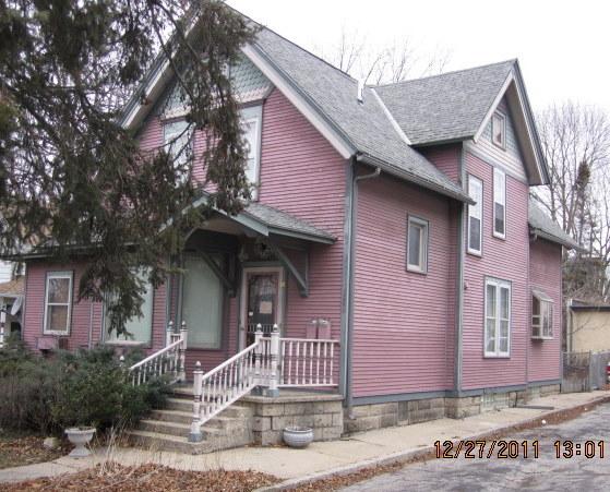 126 E Washington St, West Bend, WI 53095