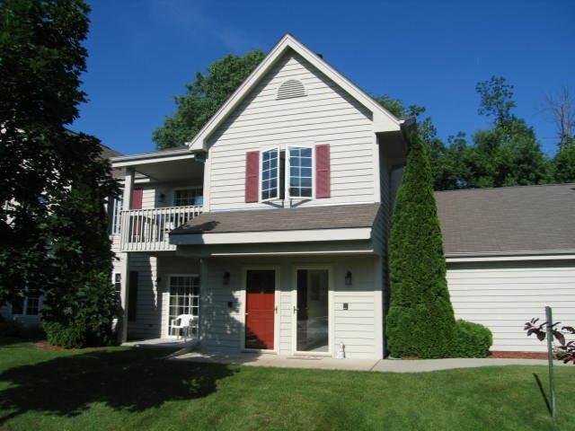 160 Westfield Way #H, Pewaukee, WI 53072