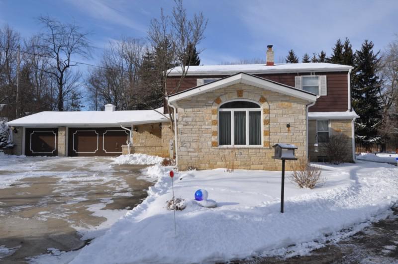 2905 Lilly Rd., Brookfield, WI 53005