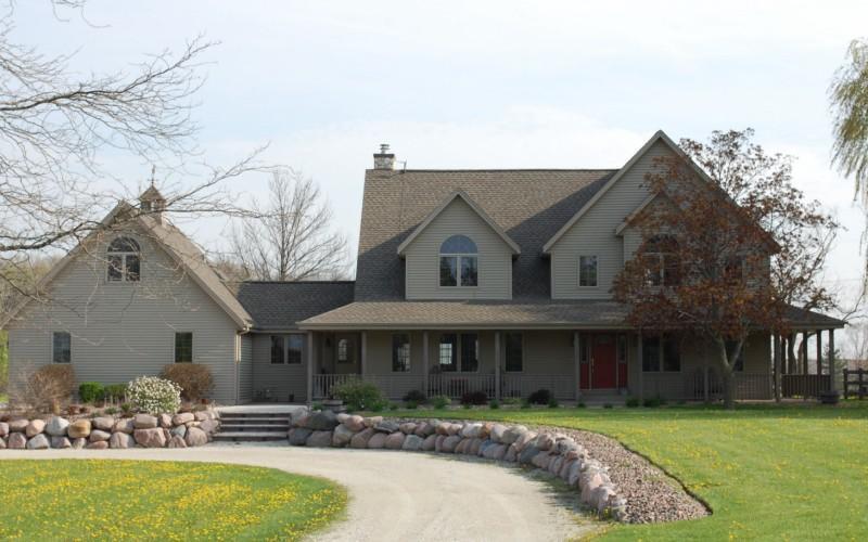 4496 W 6 1/2 Mile Rd, Raymond, WI 53108