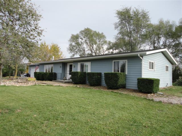 S91W35175 Prairie Ct., Eagle, WI 53119