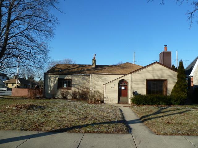 4529 S Burrell St, Milwaukee, WI 53207