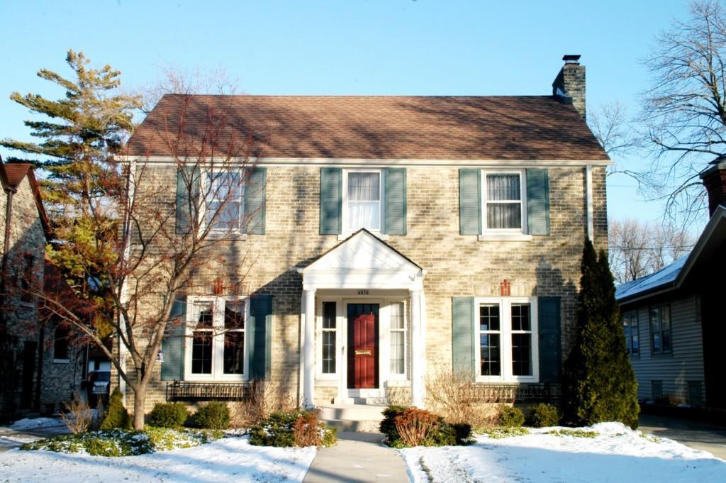 4936 N Newhall St, Whitefish Bay, WI 53217