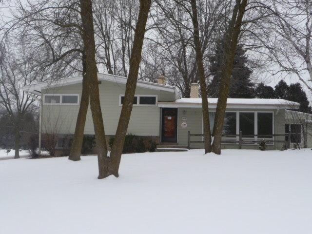 14430 Hyland Dr, Brookfield, WI 53005