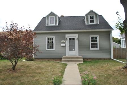 149 W Wabash Ave., Waukesha, WI 53186
