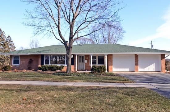 W59N358 Hilbert Ave., Cedarburg, WI 53012