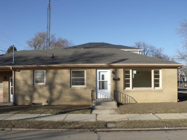 2200 Twentyfirst St., Racine, WI 53403