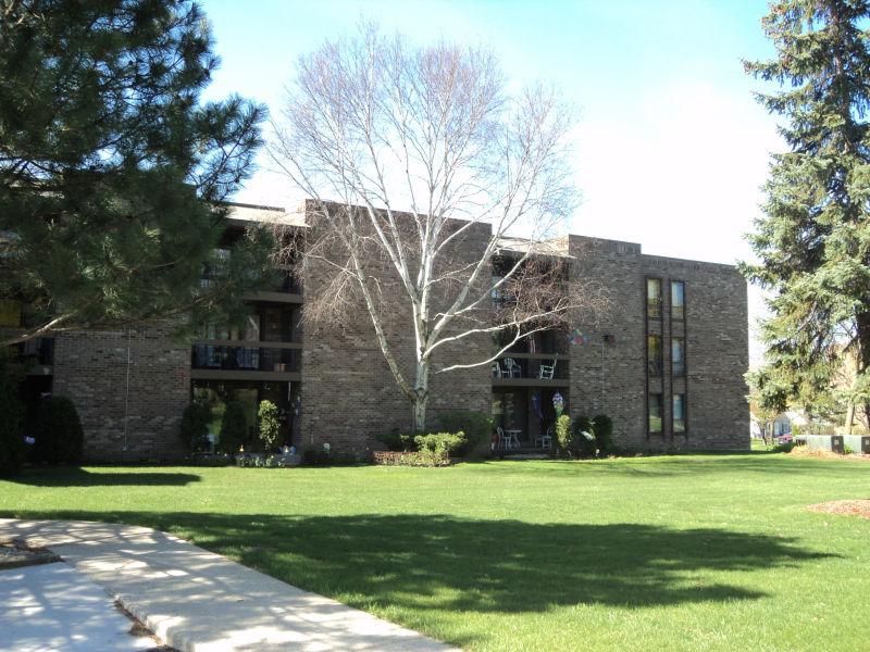 3609 N Tucker Pl #107, Milwaukee, WI 53222