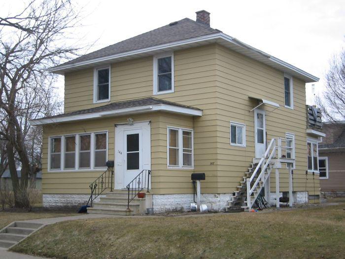 142 S 23rd St. #144, La Crosse, WI 54601