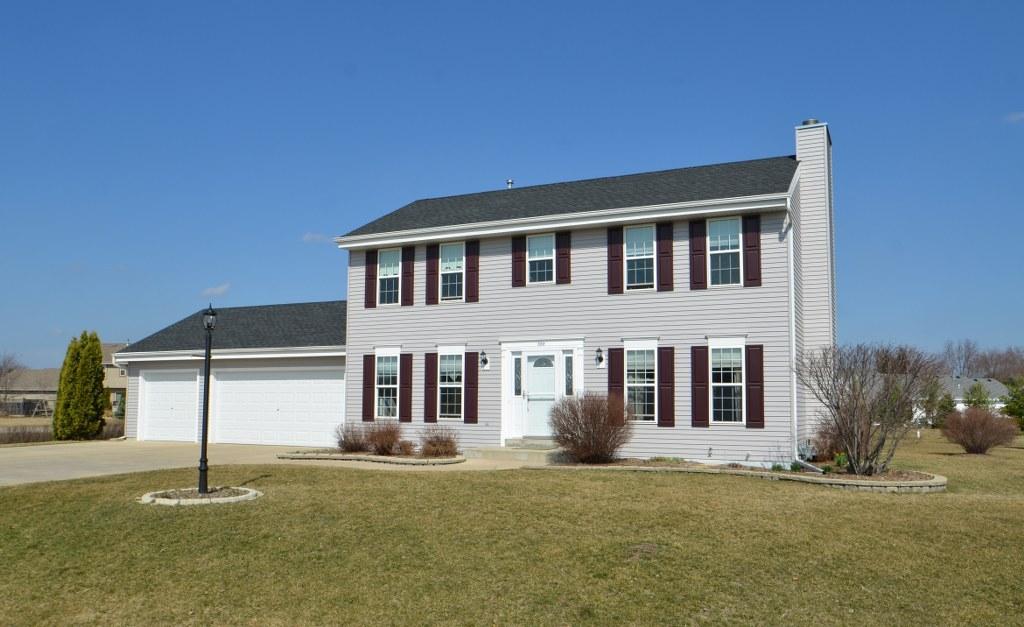 500 Eastwood Ct., Eagle, WI 53119