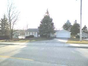 121 Hilldale Dr., Hartford, WI 53027