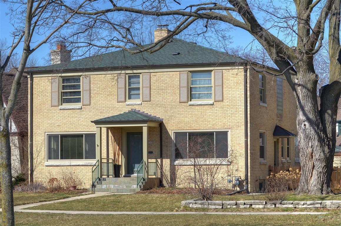 5505 N Berkeley Blvd, Whitefish Bay, WI 53217