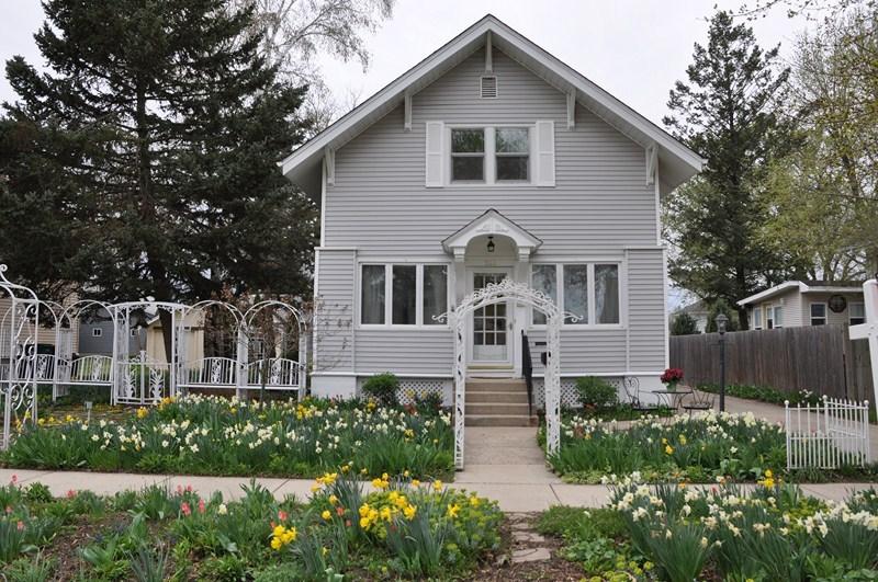 322 N Broad St, Elkhorn, WI 53121