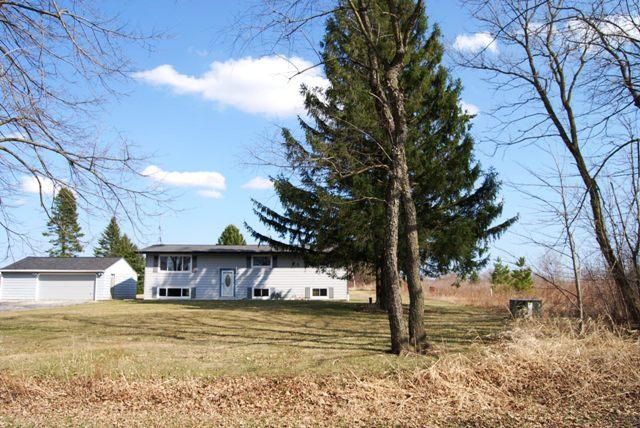 4810 Church Rd, Jackson, WI 53095