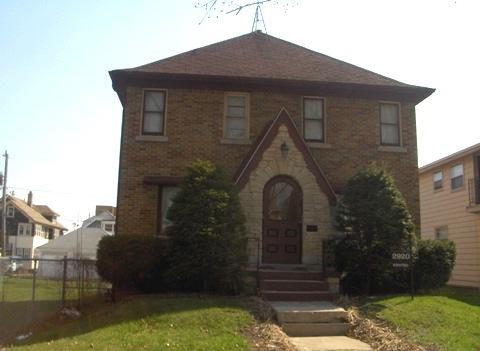 2920 N 53rd St, Milwaukee, WI 53210