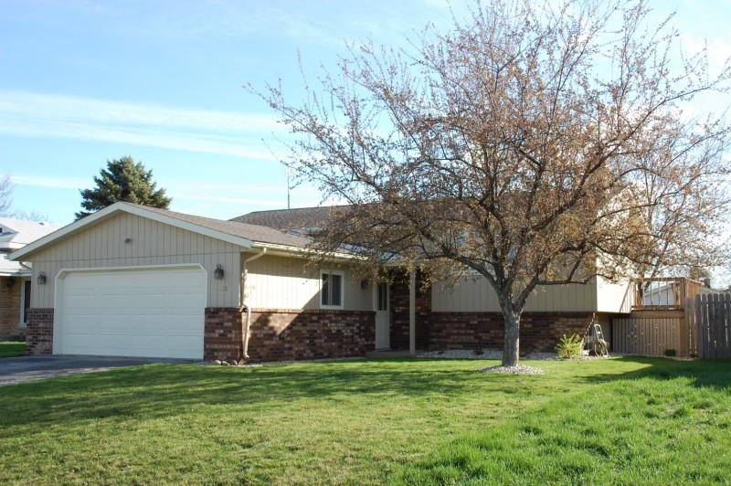 1335 Scott Dr., Mount Pleasant, WI 53406