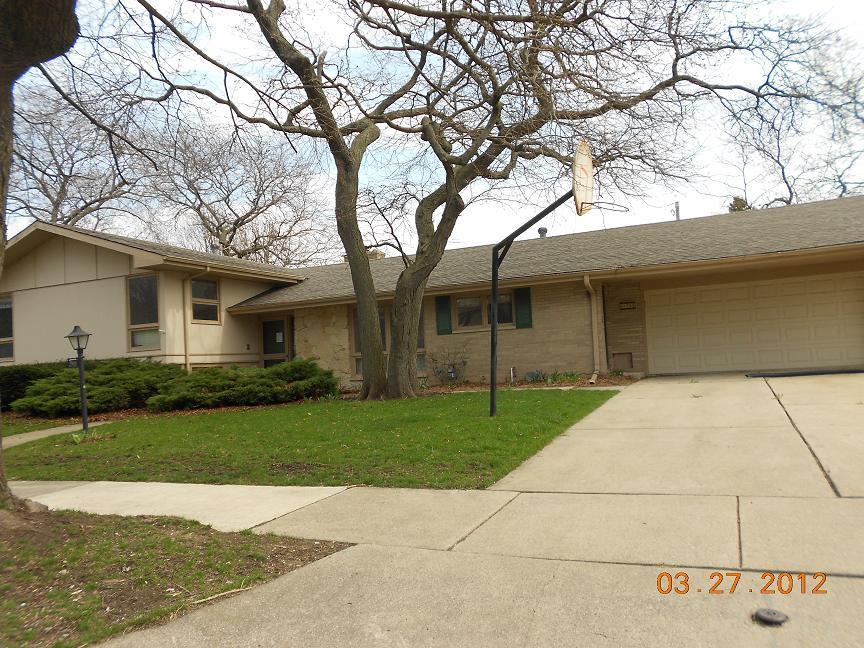 2901 Chatham St, Racine, WI 53402