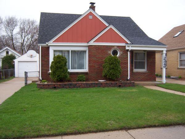 2249 N Lefeber Ave., Wauwatosa, WI 53213