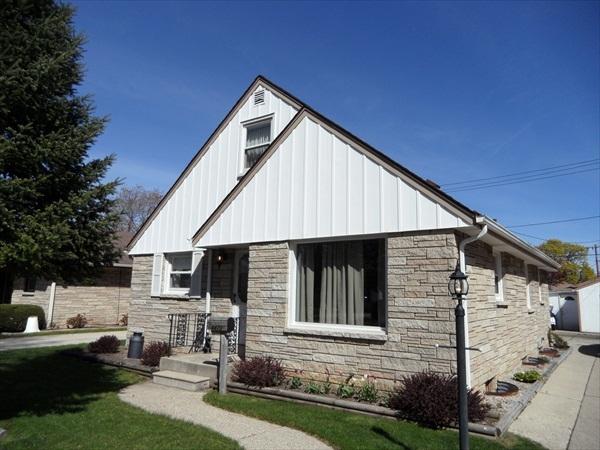 4470 S 5th Pl, Milwaukee, WI 53207