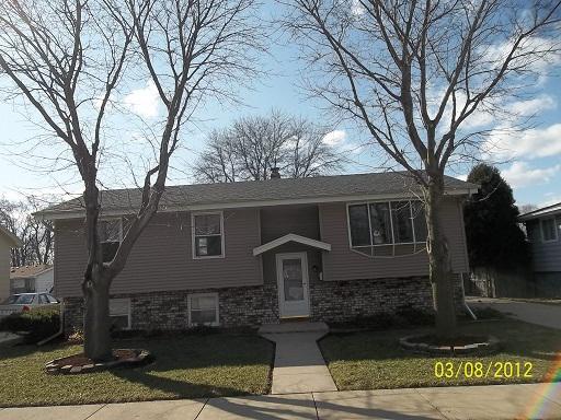 3334 St Clair St., Racine, WI 53402