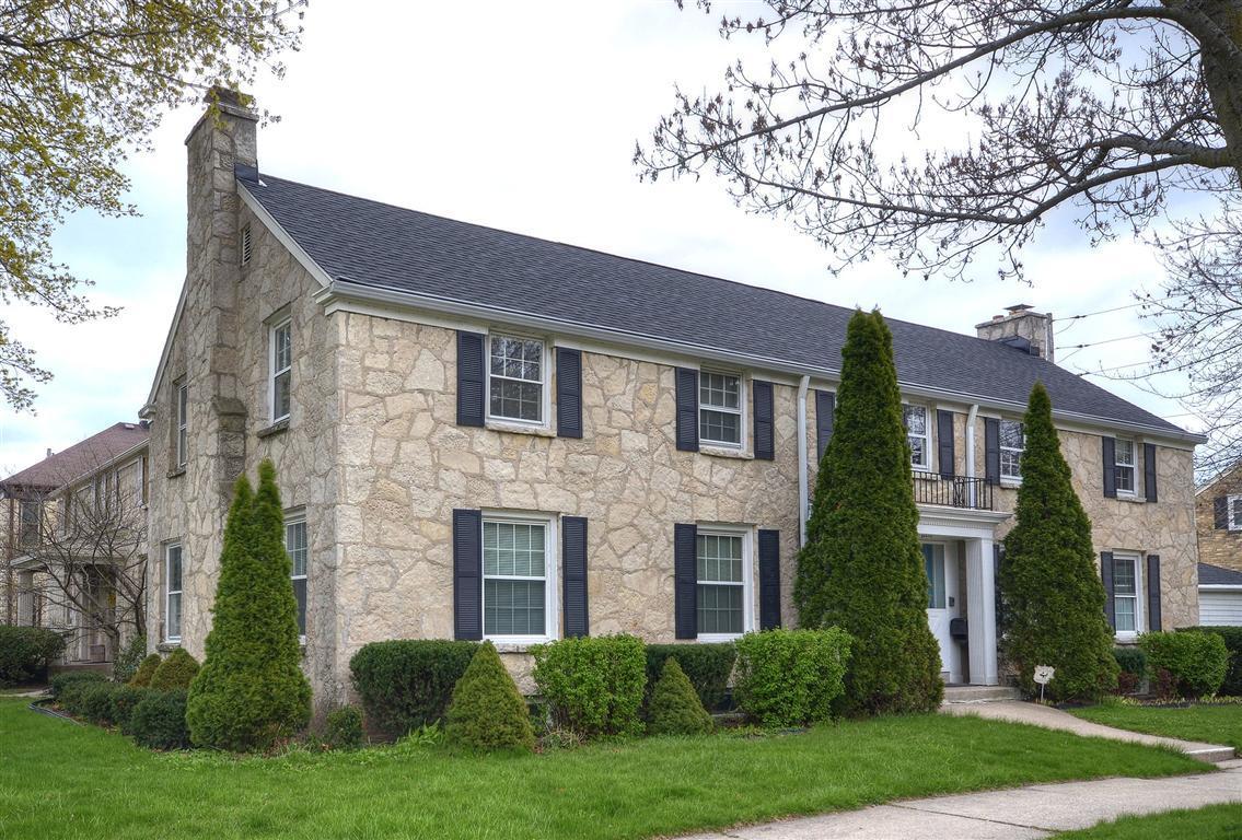 4492 N Ardmore Ave, Shorewood, WI 53211