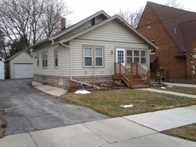 318 N Greenfield Ave, Waukesha, WI 53186