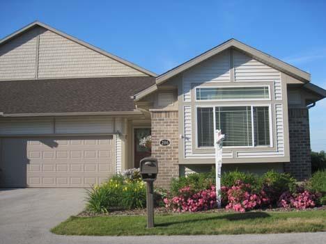 206 South Hills Ct., Plymouth, WI 53073