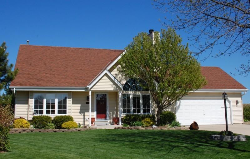 8702 W Mallard Ct., Franklin, WI 53132