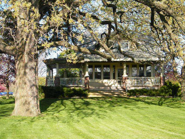 W272N6430 Moraine Dr, Lisbon, WI 53089