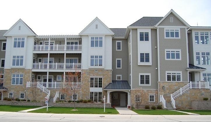 303 Pennsylvania Ave. #206, Sheboygan, WI 53081