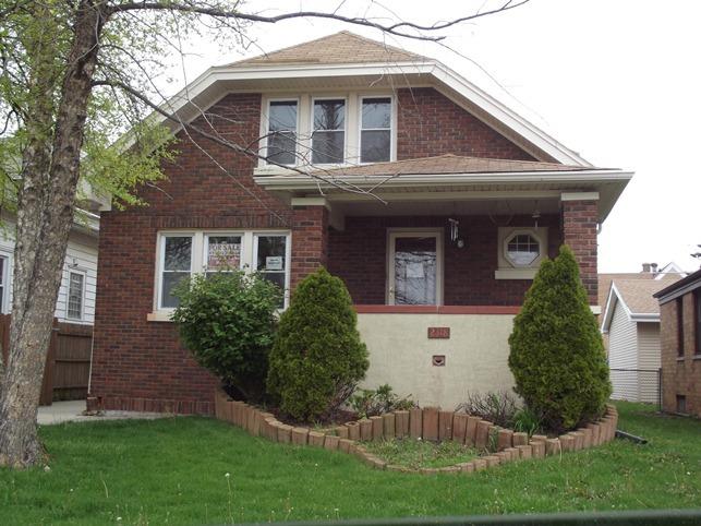 2318 La Salle St., Racine, WI 53402