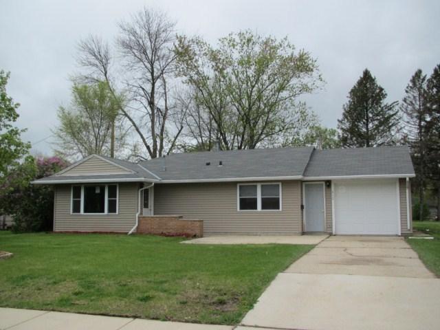 612 Pine St., Mukwonago, WI 53149