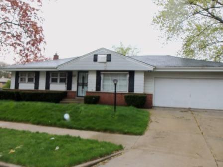 8909 W Butler Pl, Milwaukee, WI 53225