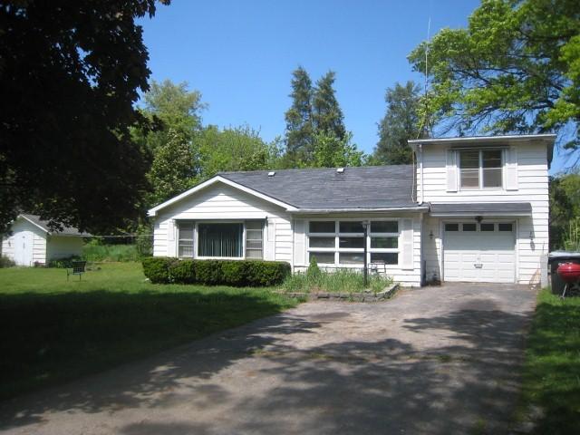 1342 Lucille Ave, Twin Lakes, WI 53181