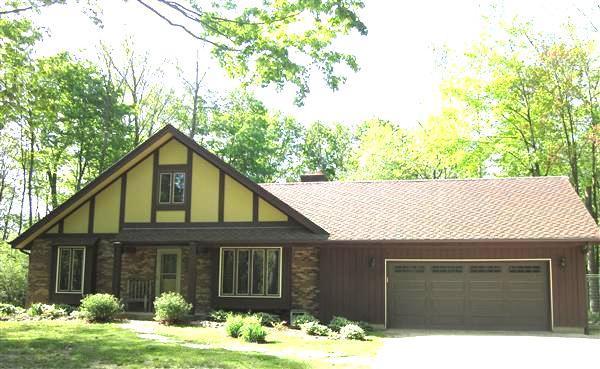 6613 W County Road F, Cascade, WI 53011