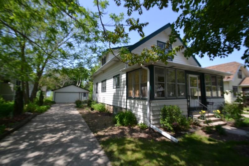 325 N 61st St, Milwaukee, WI 53213