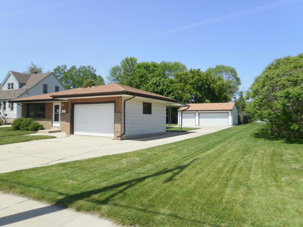 3442 E Grange Ave, Cudahy, WI 53110