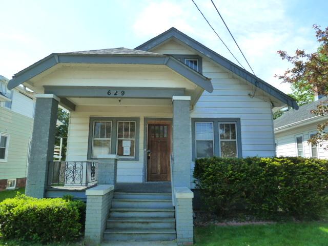 629 Goold St, Racine, WI 53402