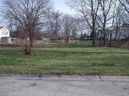 10635 W Candlestick Ln, Franklin, WI 53132