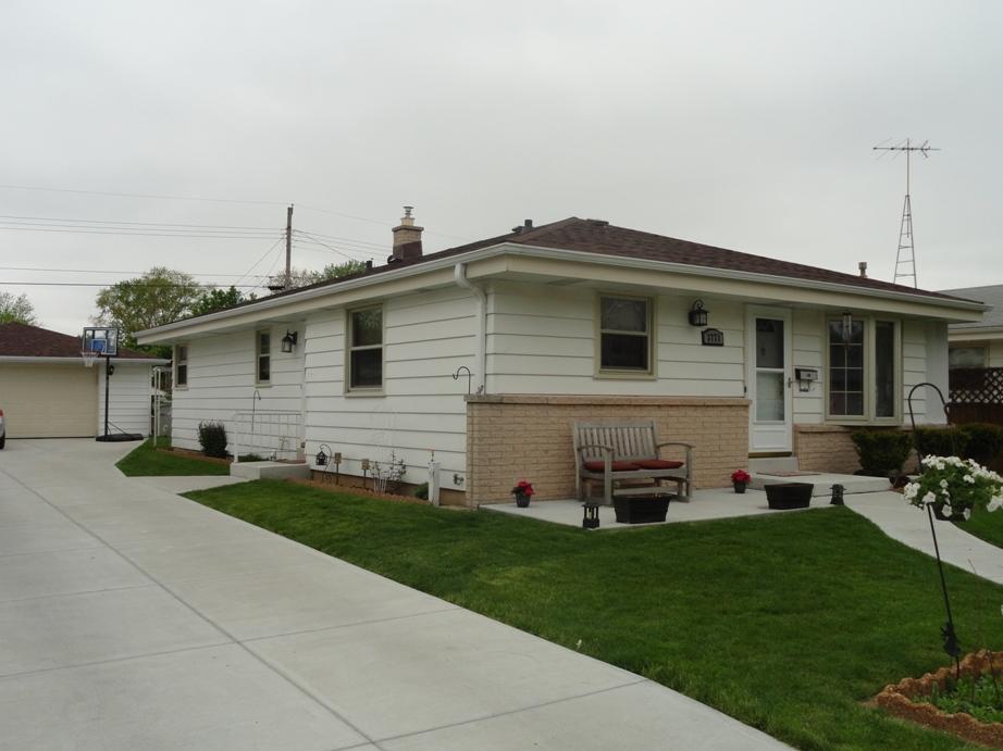 3771 S 94th St., Milwaukee, WI 53228