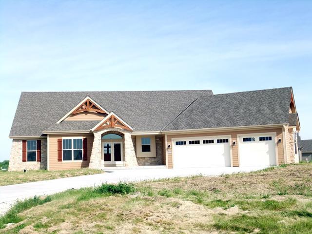 W279N8465 Copper Ct, Lisbon, WI 53029
