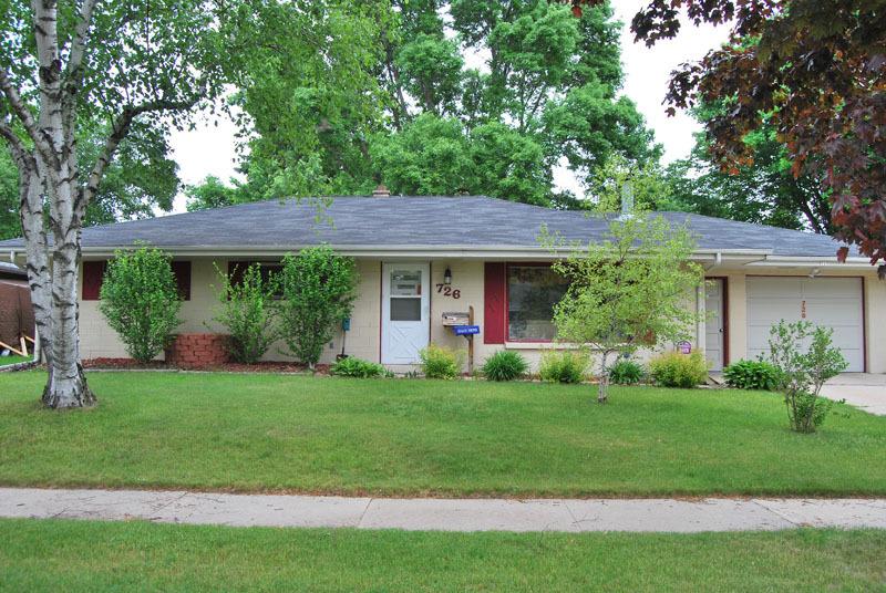 726 Sherman Way, West Bend, WI 53090