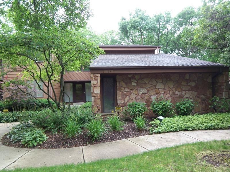 175 N Elm Grove Rd. #F, Brookfield, WI 53005