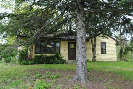 21525 W Greenfield Ave., New Berlin, WI 53146